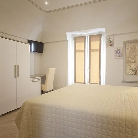 La Rocca Couette-café Carrù